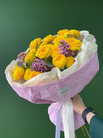 Букет Кустовые желтые розы в Кемля